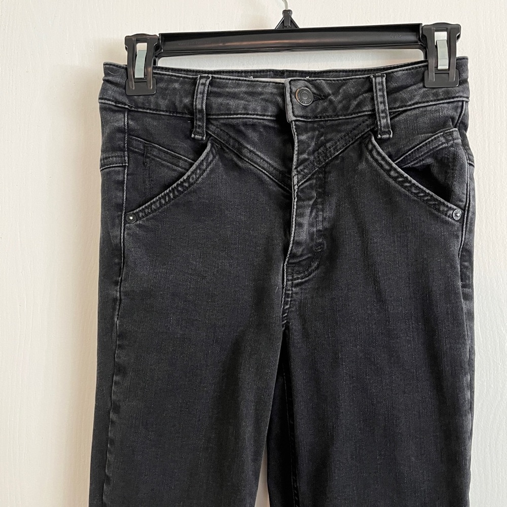Free People black skinny pants.